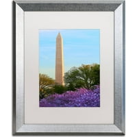 Трговска марка ликовна уметност споменик на Вашингтон пролет платно уметност од Кејтис, бел мат, сребрена рамка